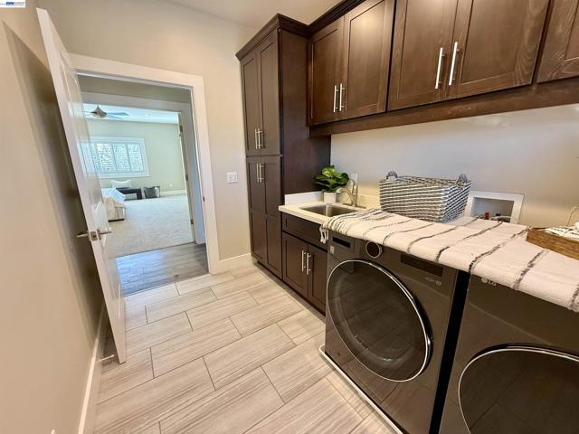 1500 Arroyo Rd, Livermore CA: https://media.crmls.org/mediaz/1d75fd87-845a-421c-a633-e415368b57af.jpg