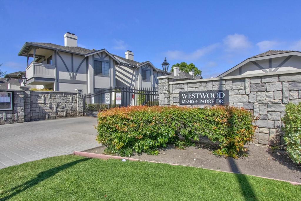 1052 Padre Drive #3