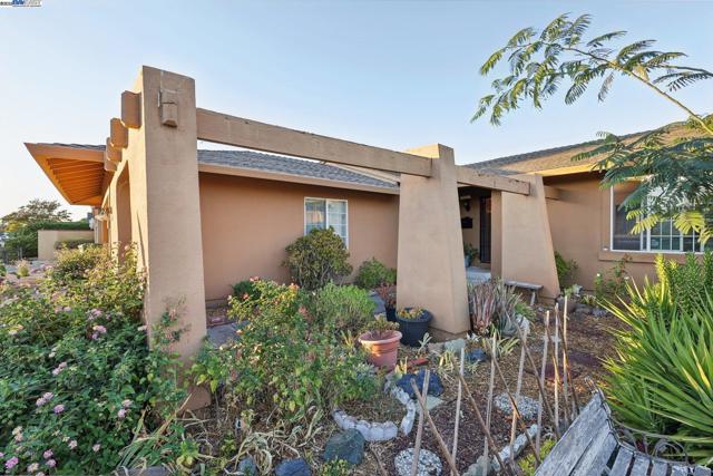 Image 3 of 38 For 859 Mcdowell Blvd