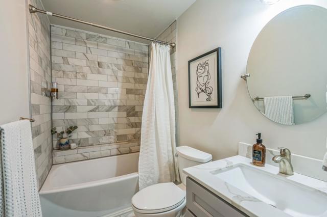 696 29th Street, Oakland CA: https://media.crmls.org/mediaz/1d78f7ba-c799-4034-840b-957f752aaa68.jpg