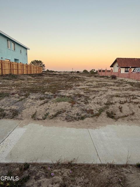 920 CATAMARAN Street, Oxnard CA: https://media.crmls.org/mediaz/1d7a6097-299a-4ac9-af5c-c97e91ab2488.jpg