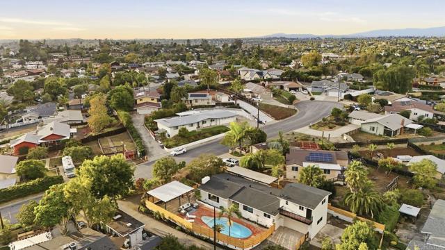 Detail Gallery Image 39 of 43 For 1019 Torole Cir, Vista,  CA 92084 - 3 Beds | 2 Baths