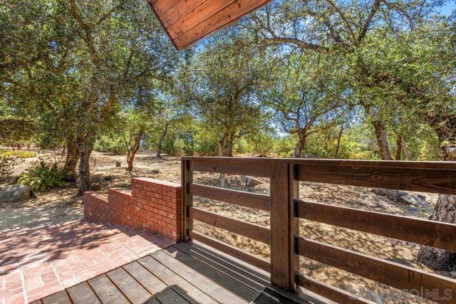 1308 Lakedale Rd, Santa Ysabel CA: https://media.crmls.org/mediaz/1d7b1a85-fb35-4a41-88e2-692b25effd95.jpg