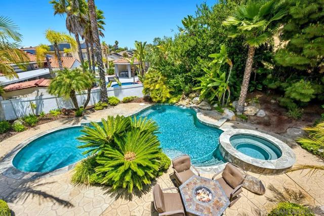 1006 Acero St, Chula Vista CA: https://media.crmls.org/mediaz/1d7b5326-73db-4f65-9fc6-3a1d55f788c2.jpg
