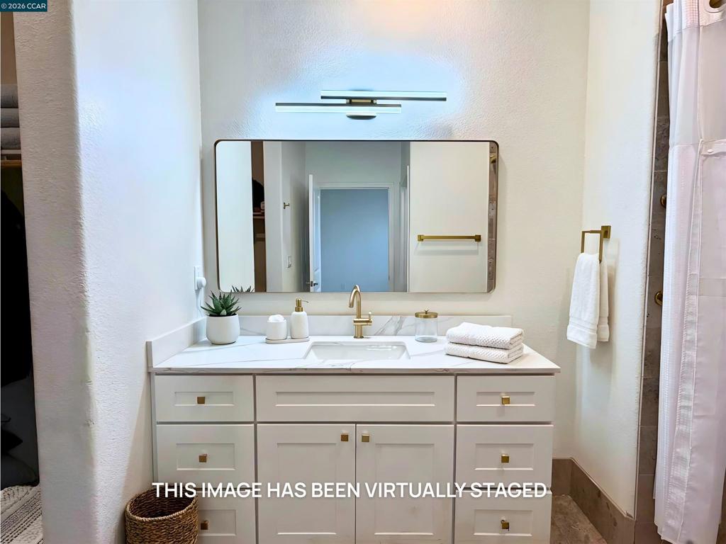 https://media.crmls.org/mediaz/1d7db0a7-cffd-4419-b5a2-c4b5935abd01.jpg?preset=X-Large
