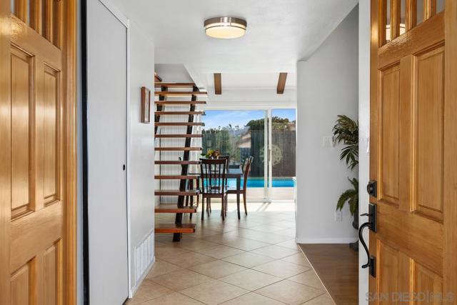 1454 Lantana Avenue, Chula Vista CA: https://media.crmls.org/mediaz/1d7f9431-56ca-453e-a971-1c8b6f2603e3.jpg