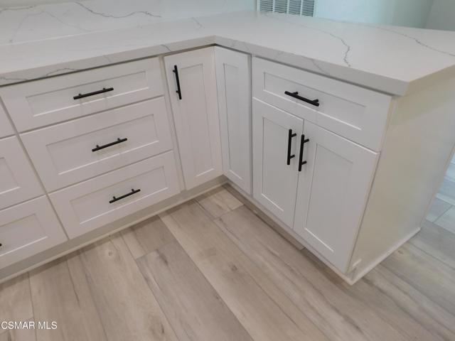 559 Stoney Peak Court, Simi Valley CA: https://media.crmls.org/mediaz/1d7fafc0-ef34-424f-8c06-106206272e33.jpg