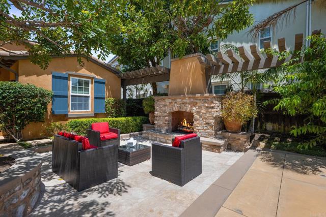 3219 Corte Paloma, Carlsbad CA: https://media.crmls.org/mediaz/1d8201e1-c57f-4013-859a-eaa4c19ff37a.jpg