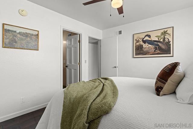 11394 Pegasus Ave, San Diego CA: https://media.crmls.org/mediaz/1d8255dd-0670-4b85-99e7-b23baed641e3.jpg