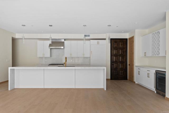 Detail Gallery Image 7 of 22 For 2670 Roosevelt St, Carlsbad,  CA 92008 - 2 Beds | 2 Baths