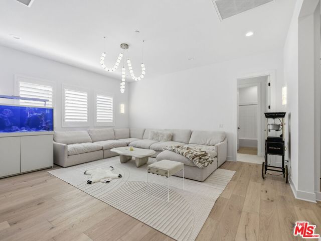 Image 24 of 54 For 12061 Northstar Lane