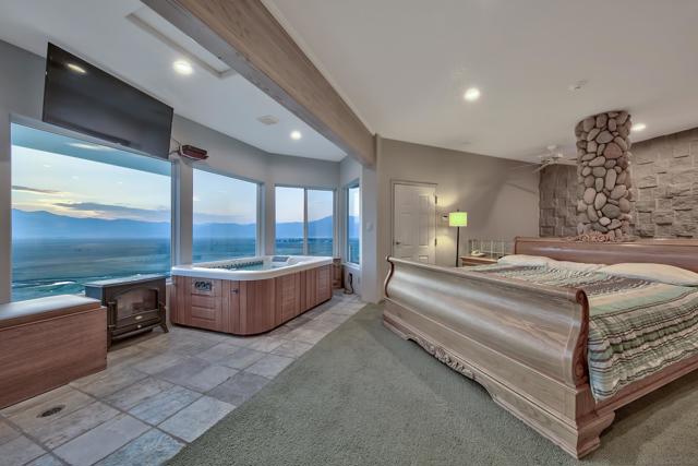 350 Aspen Lane, Bridgeport CA: https://media.crmls.org/mediaz/1d860440-b8fb-4ba0-8d77-b1fac891cb02.jpg