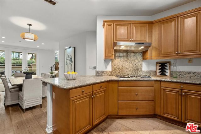 5935 Playa Vista Drive, Playa Vista CA: https://media.crmls.org/mediaz/1d864bec-2615-4bf8-98cc-19d2b880728f.jpg