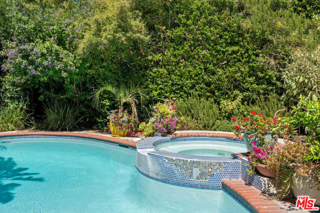 4544 Tobias Avenue, Sherman Oaks CA: https://media.crmls.org/mediaz/1d86d280-3ceb-4fb8-9e86-f3a945d51b41.jpg