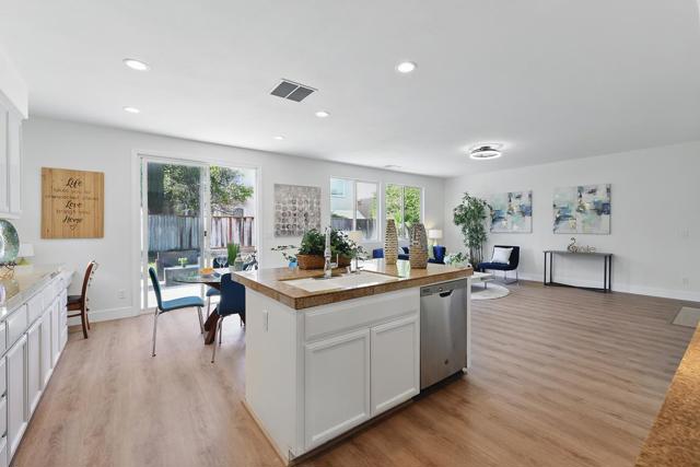 2342 Winchester Loop, Discovery Bay CA: https://media.crmls.org/mediaz/1d8779c3-afba-4c27-9683-b1fb4ef2f024.jpg