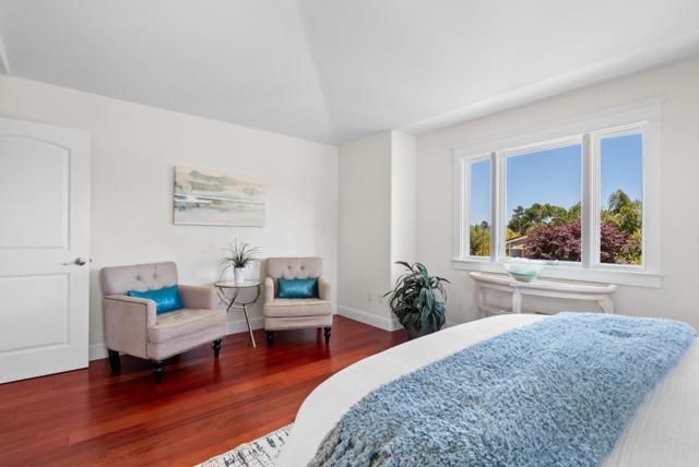 422 Mccormick Avenue, Capitola CA: https://media.crmls.org/mediaz/1d8807e8-a4e0-40ca-abc7-c711f2182603.jpg