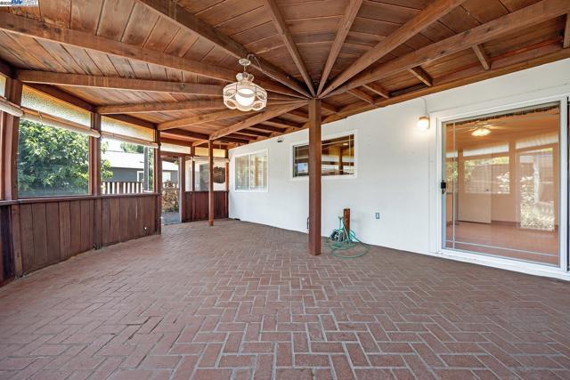 426 El Caminito, Livermore CA: https://media.crmls.org/mediaz/1d883ab1-0d37-4a11-968e-28767523cadb.jpg