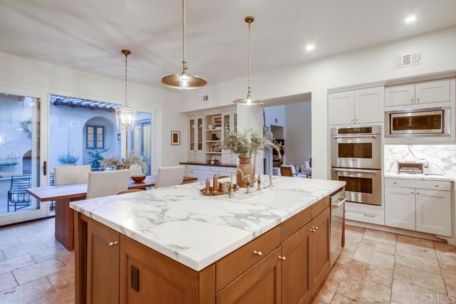 Detail Gallery Image 26 of 70 For 8308 Top O the Morning Way, San Diego,  CA 92127 - 5 Beds | 5/1 Baths