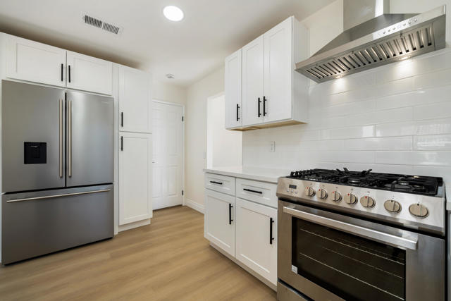 77787 Saint Croix Drive, Palm Desert CA: https://media.crmls.org/mediaz/1d895448-b2e0-42b2-939d-69aeb661c410.jpg