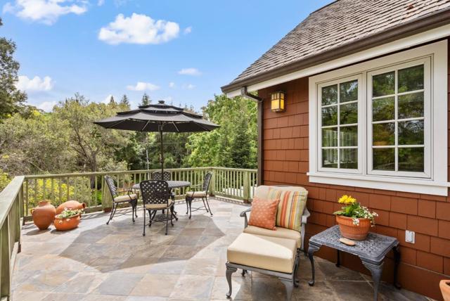 20470 Montalvo Heights Drive, Saratoga CA: https://media.crmls.org/mediaz/1d8984d6-cb09-4b35-869c-4caf98cd77de.jpg