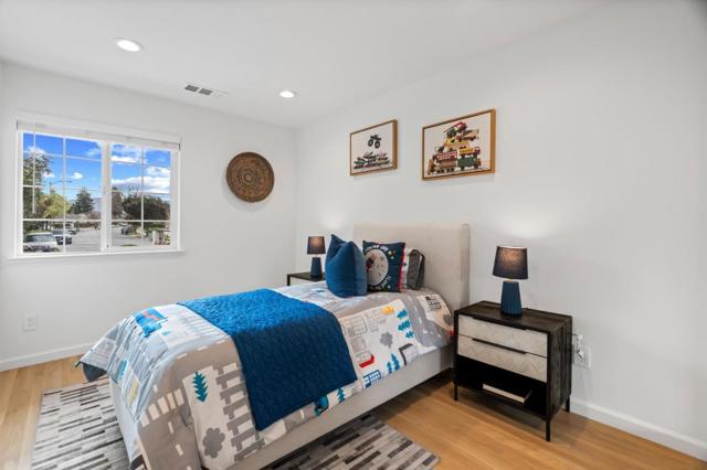 1002 Oaktree Drive, San Jose CA: https://media.crmls.org/mediaz/1d8a213c-e5c9-4304-b569-2eb9b14a3311.jpg