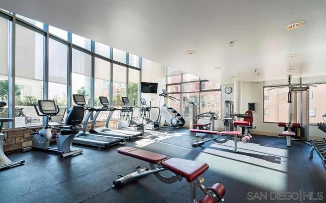 645 Front St., San Diego CA: https://media.crmls.org/mediaz/1d8a2d33-d66d-451e-ad0d-f3f8948fde1f.jpg
