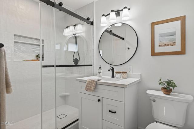 Detail Gallery Image 37 of 71 For 511 Beverly Cir, Camarillo,  CA 93010 - 4 Beds | 3 Baths