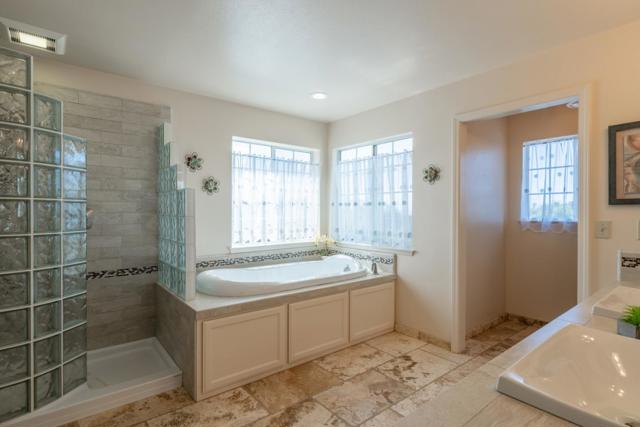 378 Crazy Horse Canyon Road, Salinas CA: https://media.crmls.org/mediaz/1d8c2b53-dd06-4402-9e04-9eed47a88cdc.jpg
