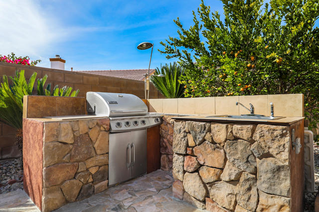 Image 36 of 52 For 83856 Pancho Villa Drive