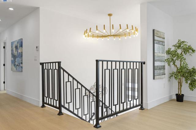365 Monaco Ave, Union City CA: https://media.crmls.org/mediaz/1d8ccbd6-644d-4f11-a1c6-a0e8a96a4939.jpg
