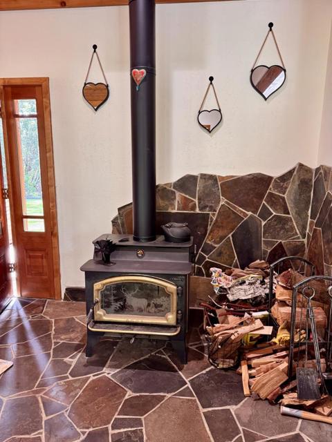 14543 Kathy Lane, Pioneer CA: https://media.crmls.org/mediaz/1d8d7960-483c-4967-816b-ecd4d41e091c.jpg