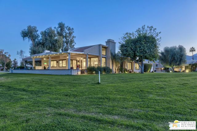 35657 Calle Montigo, Cathedral City CA: https://media.crmls.org/mediaz/1d8db4d8-ccc7-4579-8a74-e1c77768ec9b.jpg