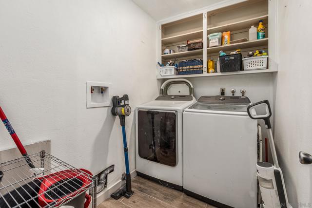 2327 Rosal Ln, Spring Valley CA: https://media.crmls.org/mediaz/1d8dd3d8-858f-4f03-aab1-aab8b9954f2b.jpg