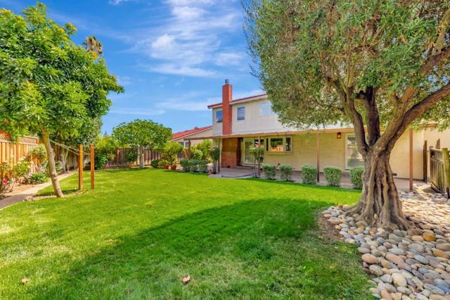 1615 Corte De Callas, San Jose CA: https://media.crmls.org/mediaz/1d8dd7fa-93cc-41a4-b11c-b0492dc836db.jpg