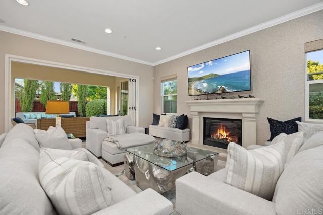 Detail Gallery Image 12 of 59 For 3642 Glen Avenue, Carlsbad,  CA 92010 - 4 Beds | 4/1 Baths