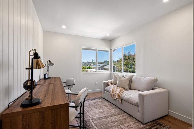 4687 Murat Ct, San Diego CA: https://media.crmls.org/mediaz/1d8e7b0c-a6dc-4e18-96a7-c8f2be9fbb46.jpg