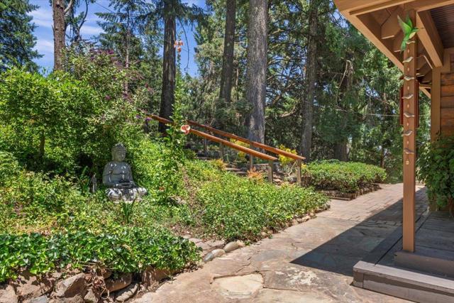 19960 Skyline Boulevard, Los Gatos CA: https://media.crmls.org/mediaz/1d904dfb-3663-4539-8933-83e963287ccc.jpg