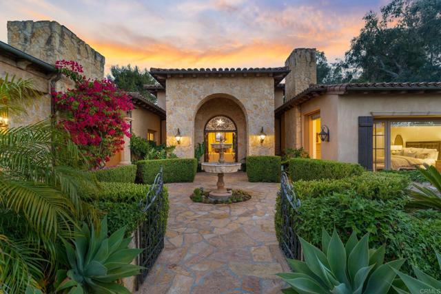 Image 1 of 50 For 5423 Calzada Del Bosque