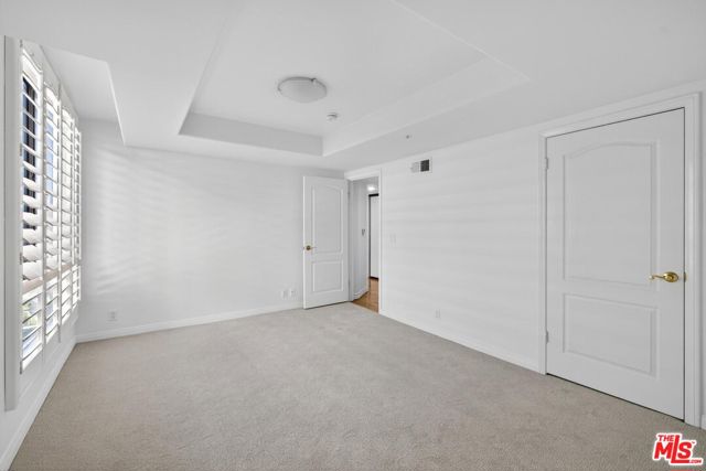 10307 Missouri Avenue, Los Angeles CA: https://media.crmls.org/mediaz/1d911c98-1345-43a8-8401-deffedb1ed39.jpg