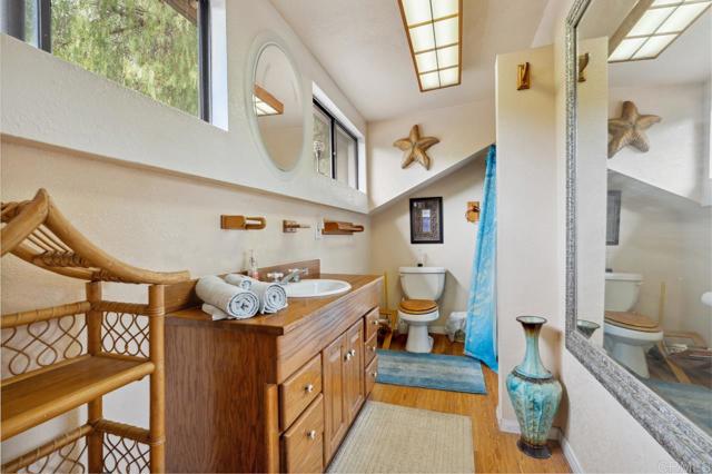 10880 Hess Drive, La Mesa CA: https://media.crmls.org/mediaz/1d923e10-6495-4f16-afde-002b2131998b.jpg