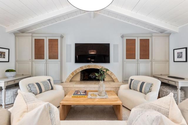 1260 Hayne Road, Hillsborough CA: https://media.crmls.org/mediaz/1d932ed8-e35f-4f1c-ab7c-b4a926df827a.jpg