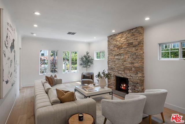 10436 Cheviot Drive, Los Angeles CA: https://media.crmls.org/mediaz/1d953d4c-4685-4600-8387-25aa135f13d8.jpg