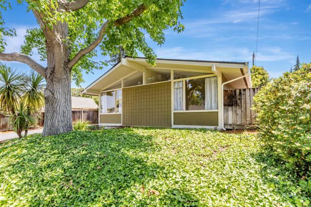 3846 Shasta Drive, Santa Clara CA: https://media.crmls.org/mediaz/1d95ac6d-02c9-4688-8767-81e11be55a41.jpg