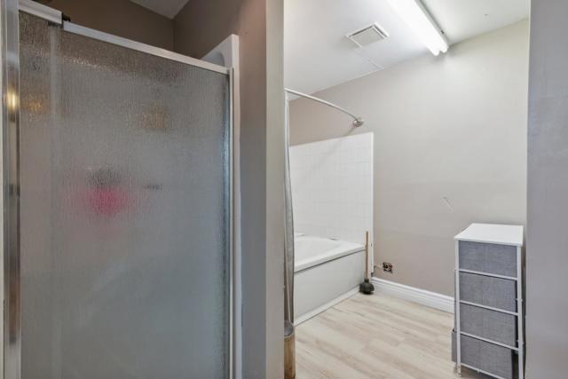 26 Ardor Drive, Orinda CA: https://media.crmls.org/mediaz/1d95d960-33f9-462d-ab56-71bd601b211b.jpg