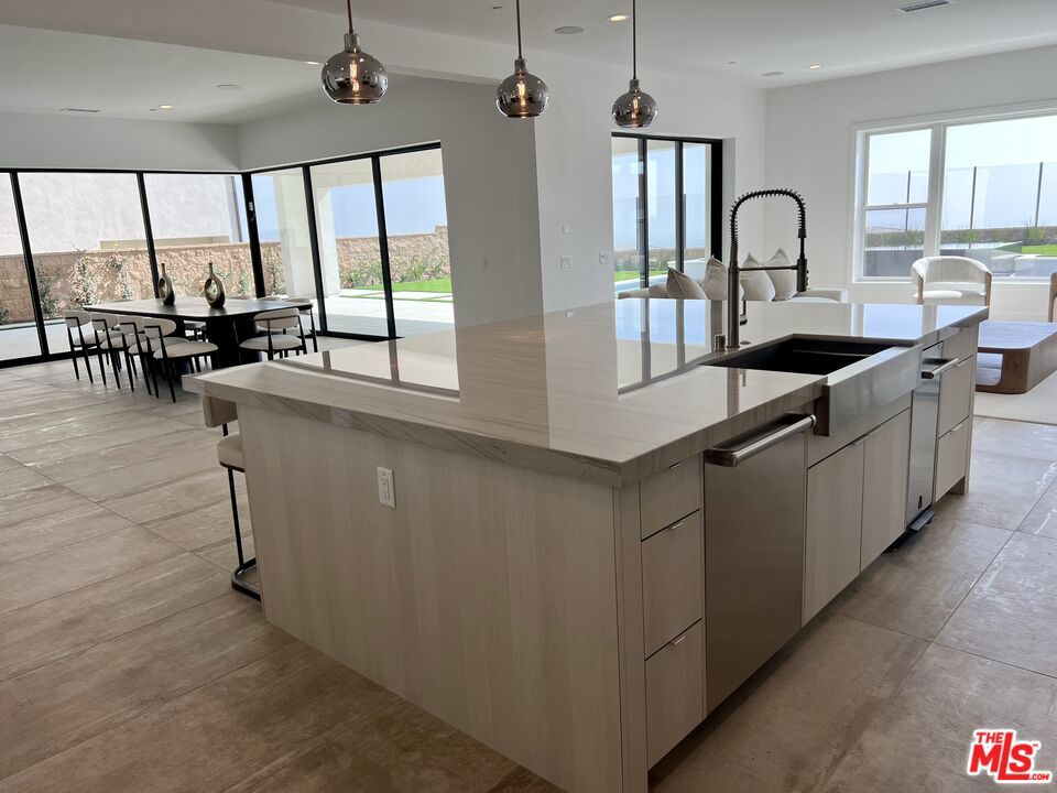 MLS #25619545 image #17