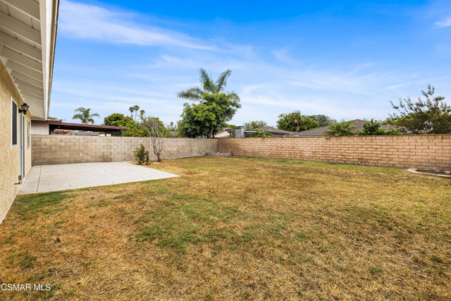 350 Campbell Way, Oxnard CA: https://media.crmls.org/mediaz/1d97fbb2-f256-4b96-b058-70e2490fce48.jpg