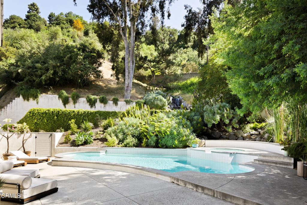 11210 Briarcliff LaneStudio City img 1