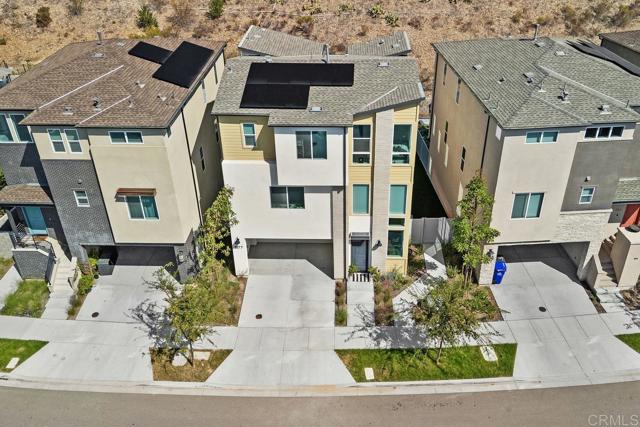 8177 Rose Quartz Circle, San Diego CA: https://media.crmls.org/mediaz/1d998dbd-d62b-4d68-a698-fb45611cdefe.jpg