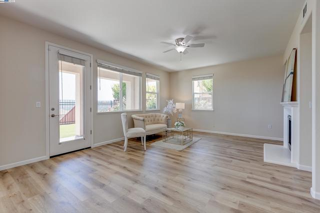 2528 AMANTEA WAY, Dublin CA: https://media.crmls.org/mediaz/1d99a91c-09e4-4fa0-99a9-cc087836bac9.jpg