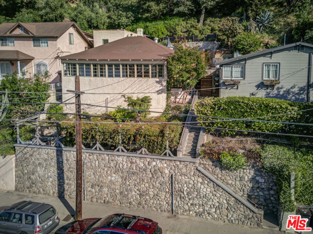 3526 Griffin Avenue, Los Angeles CA: https://media.crmls.org/mediaz/1d9ab7e4-bf93-41bf-9340-af012273be3b.jpg